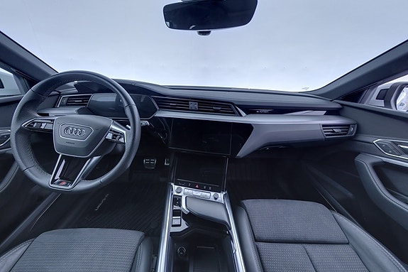 Audi Q8 e-tron 8 of 24