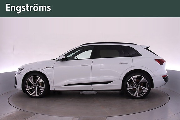 Audi Q8 e-tron 6 of 24
