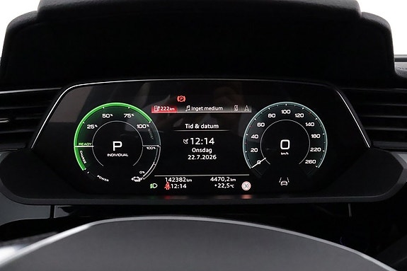 Audi Q8 e-tron 22 of 24