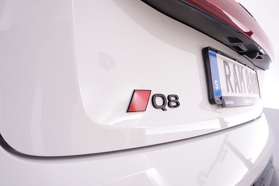 Audi Q8 e-tron 12 of 24