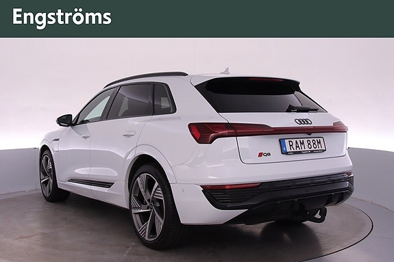 Audi Q8 e-tron 5 of 5