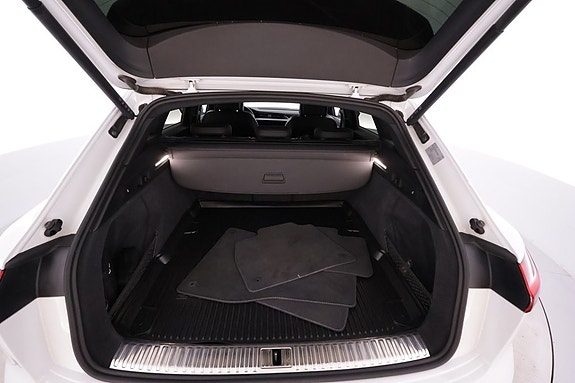 Audi Q8 e-tron 15 of 24