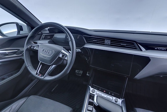 Audi Q8 e-tron 9 of 24