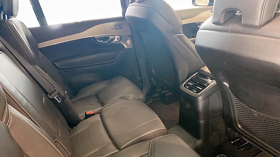 Volvo XC90 5 of 5
