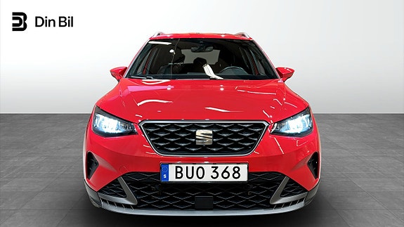 Seat Arona 2 of 5