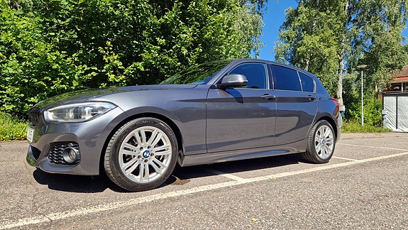 BMW 116d 3 of 5