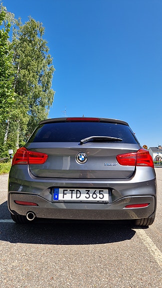 BMW 116d 2 of 5