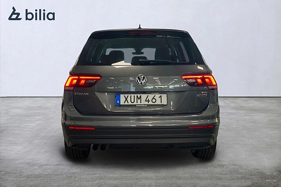 Volkswagen Tiguan 5 of 5