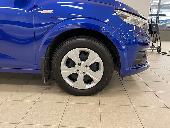 Dacia Sandero 2 of 5