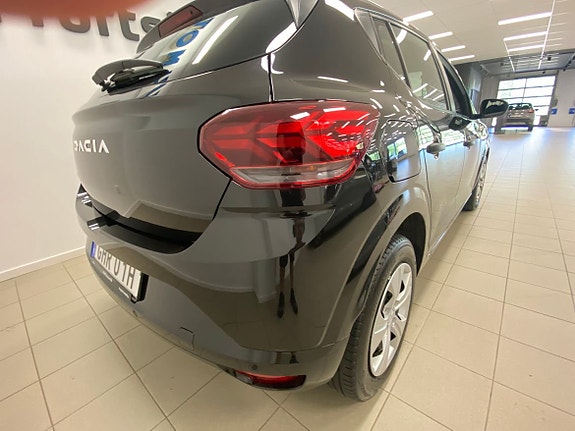 Dacia Sandero 5 of 5