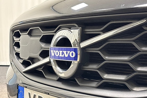 Volvo V60 Cross Country 20 of 24