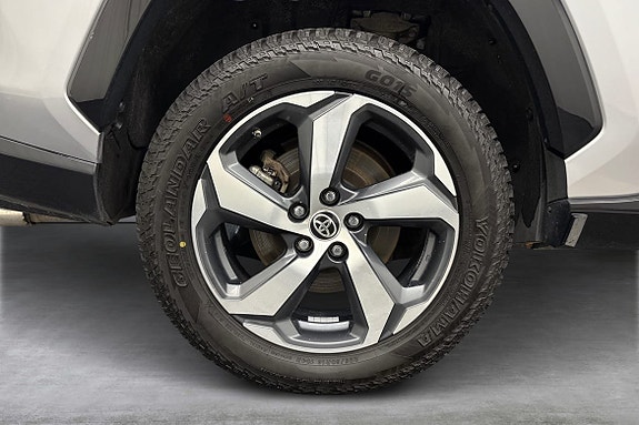 Toyota RAV4 18 of 20