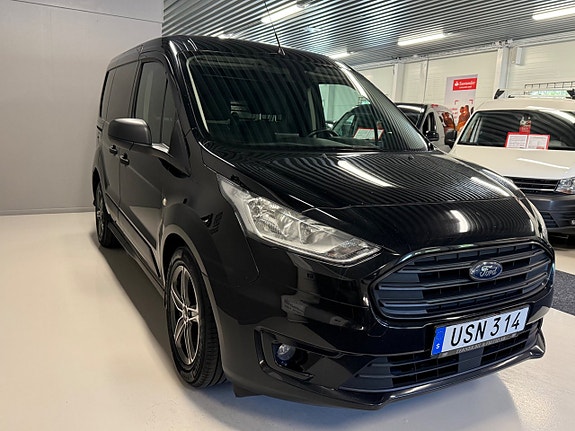 Ford Transit Connect 2 of 5