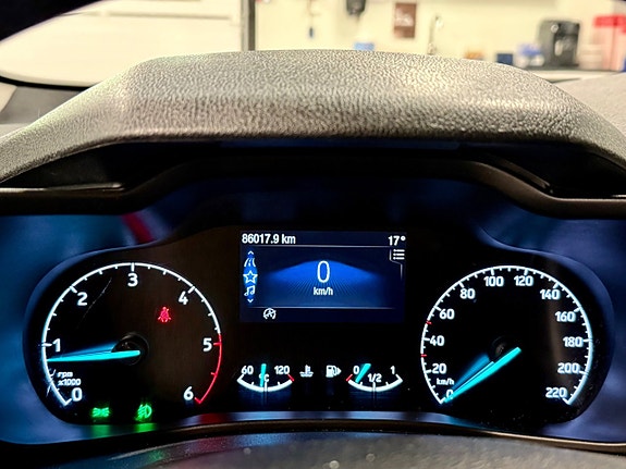 Ford Transit Connect 9 of 18