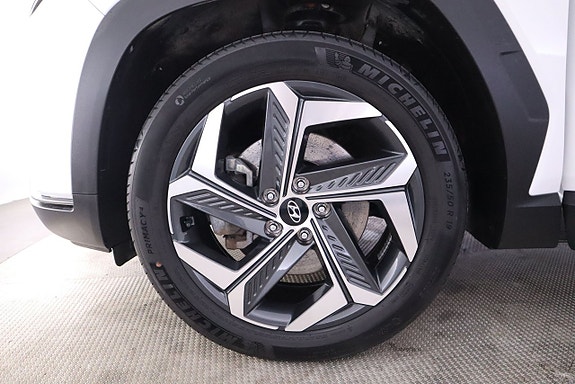 Hyundai Tucson 9 of 23