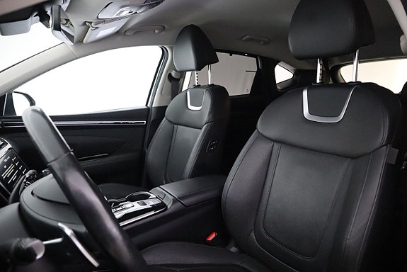 Hyundai Tucson 12 of 23