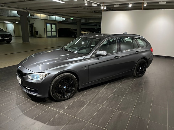 BMW 318d 6 of 17