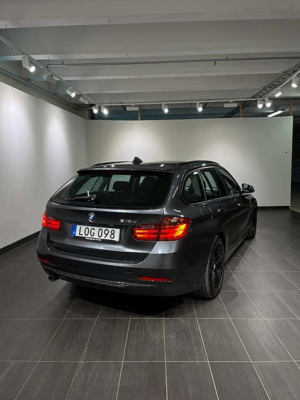 BMW 318d 9 of 17