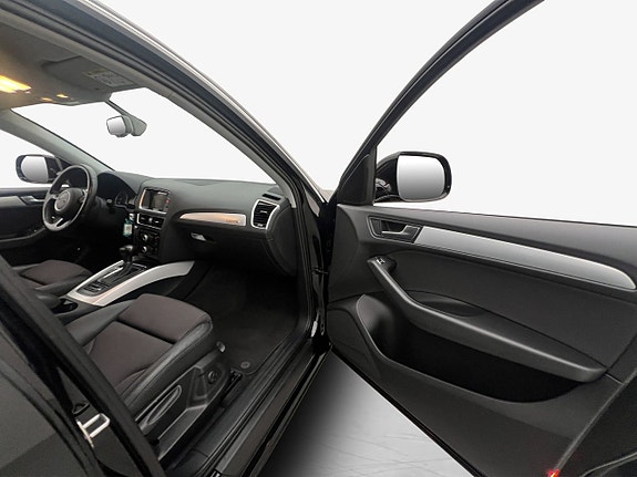 Audi Q5 16 of 30