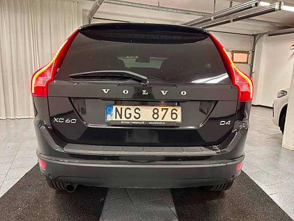 Volvo XC60 6 of 21