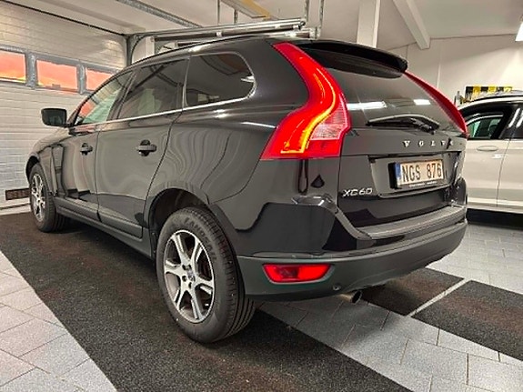 Volvo XC60 4 of 21