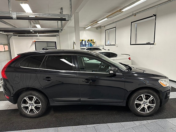 Volvo XC60 4 of 22