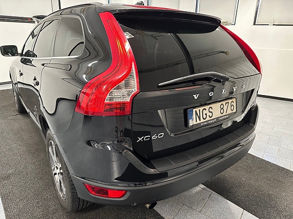 Volvo XC60 6 of 22