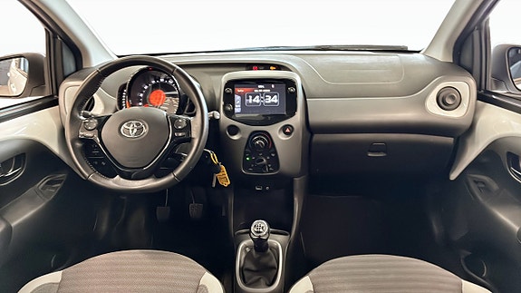 Toyota Aygo 4 of 5