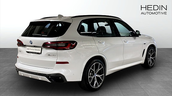 BMW X5 2 of 9