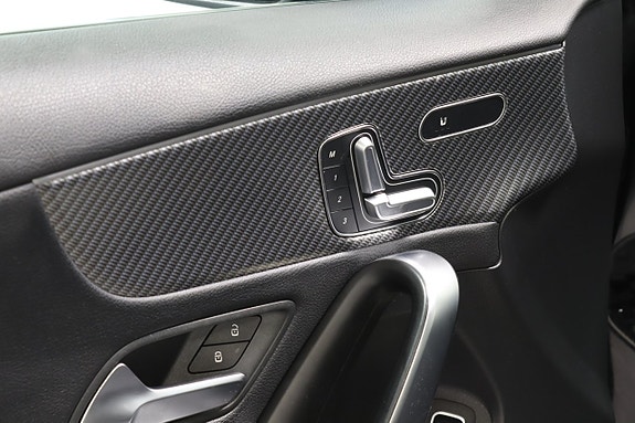 Mercedes-Benz A250 e 18 of 18