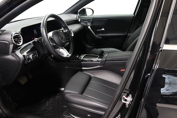Mercedes-Benz A250 e 7 of 18
