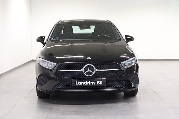 Mercedes-Benz A250 e 2 of 5