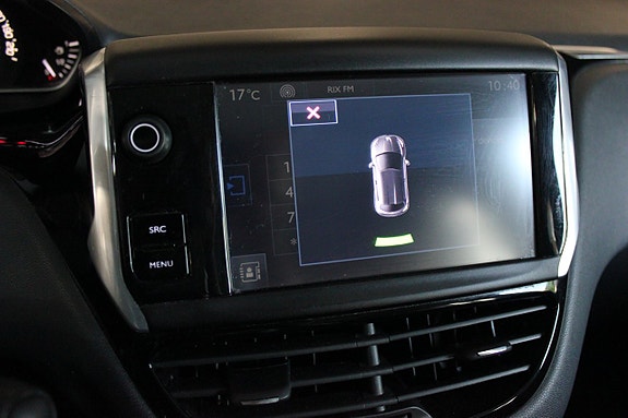 Peugeot 208 19 of 23