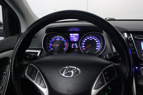 Hyundai i30 14 of 17