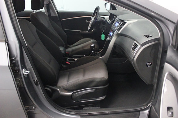 Hyundai i30 9 of 17
