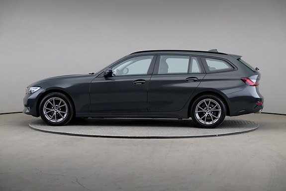 BMW 320d 4 of 26