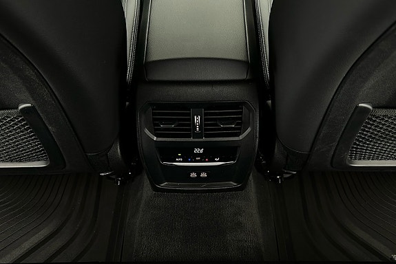BMW 320d 18 of 26