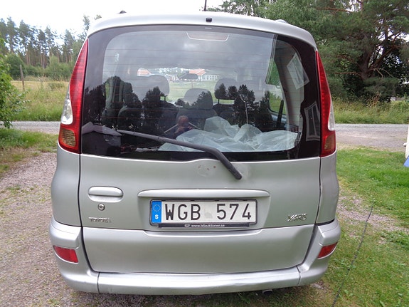 Toyota Yaris Verso 9 of 30