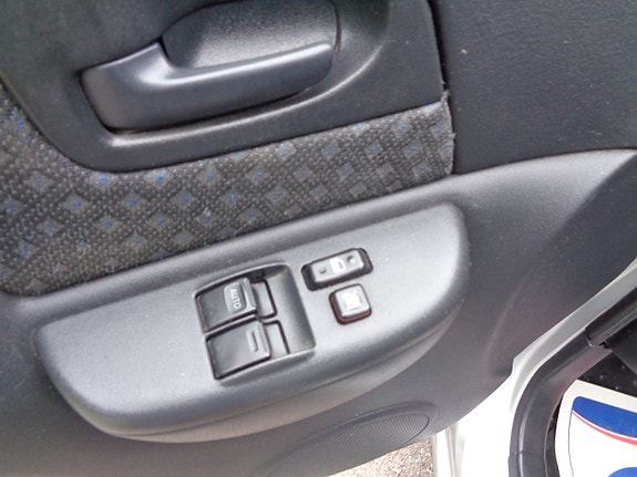 Toyota Yaris Verso 22 of 30