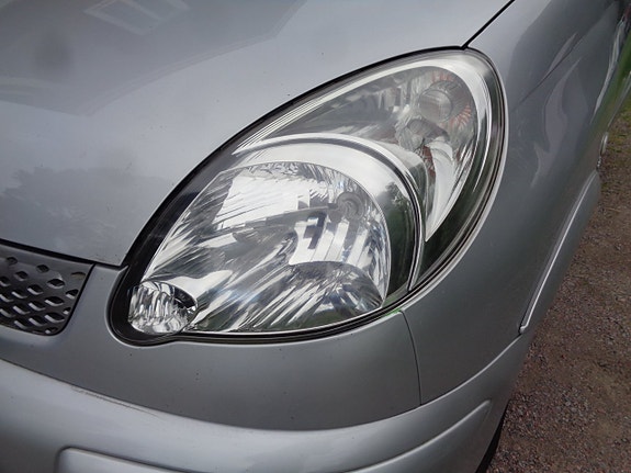 Toyota Yaris Verso 6 of 30