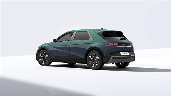 Hyundai Ioniq 5 3 of 3