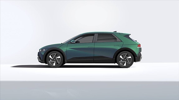 Hyundai Ioniq 5 2 of 3