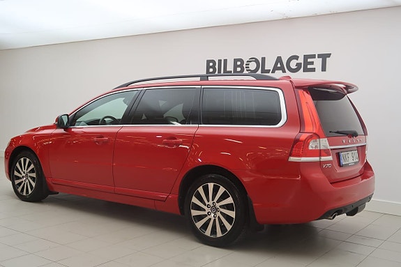 Volvo V70 3 of 5