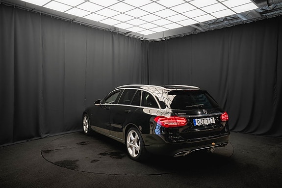 Mercedes-Benz C350 8 of 20