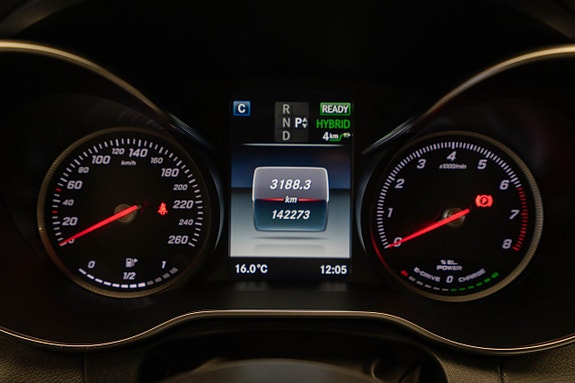 Mercedes-Benz C350 19 of 20