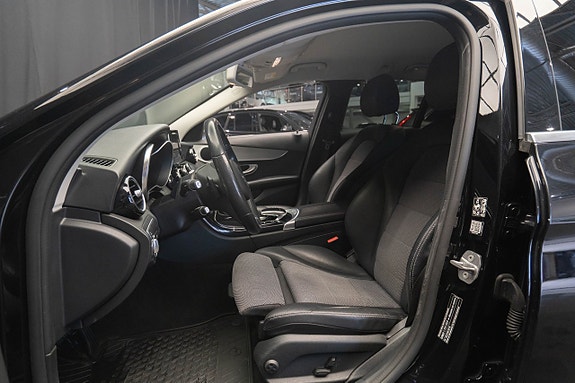 Mercedes-Benz C350 15 of 20