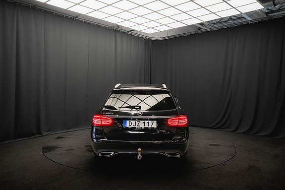 Mercedes-Benz C350 7 of 20