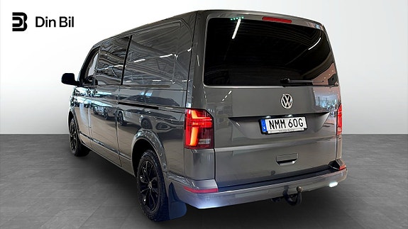 Volkswagen Transporter 3 of 5