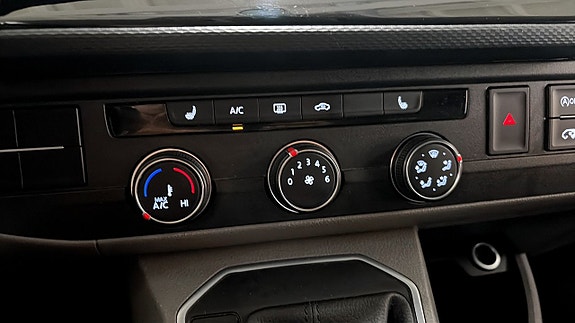 Volkswagen Transporter 18 of 23