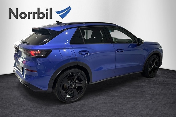Volkswagen T-Roc 5 of 5